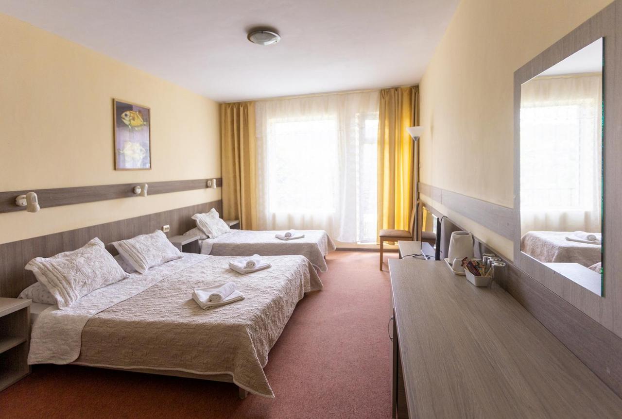 Hotel Naslada Μπαλτσίκ Εξωτερικό φωτογραφία