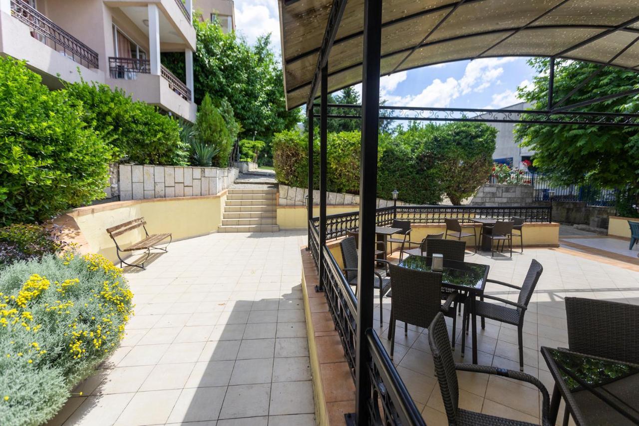 Hotel Naslada Μπαλτσίκ Εξωτερικό φωτογραφία