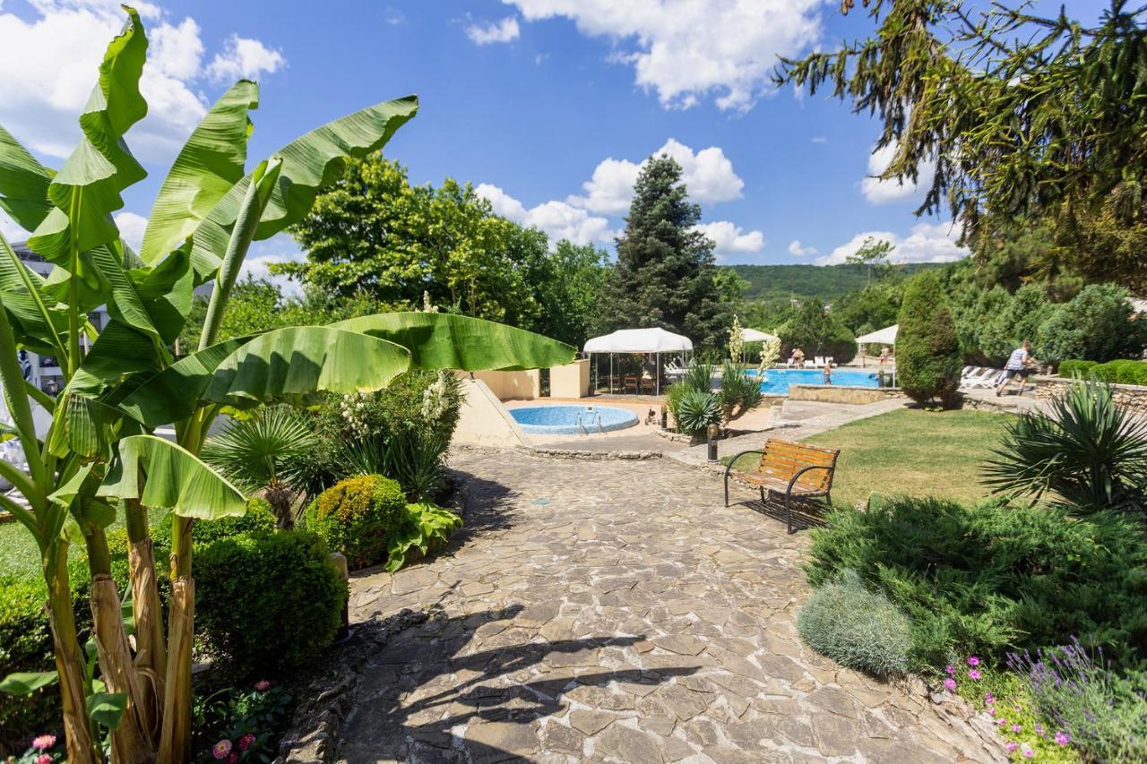 Hotel Naslada Μπαλτσίκ Εξωτερικό φωτογραφία