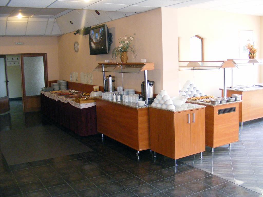 Hotel Naslada Μπαλτσίκ Εξωτερικό φωτογραφία