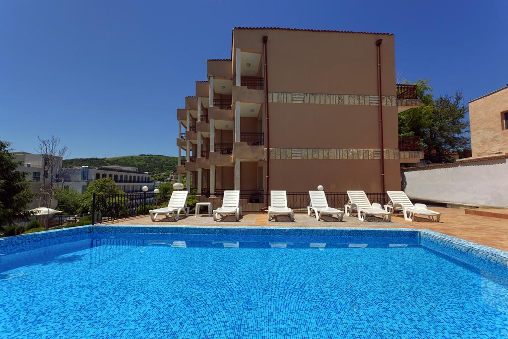 Hotel Naslada Μπαλτσίκ Εξωτερικό φωτογραφία