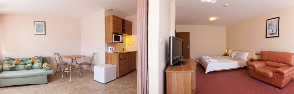 Hotel Naslada Μπαλτσίκ Εξωτερικό φωτογραφία